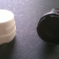 Screw cap PP, ø 24, various colors, with TE flaps